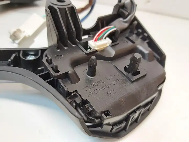 Toyota RAV 4 (XA40) (2012 - 2018) 75E566 Кнопки на рулевом колесе — фото 6