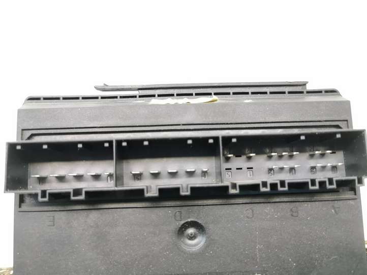 Volkswagen Transporter-Caravelle (2003 - 2009)  7H0937049K Mодуль kомфортa