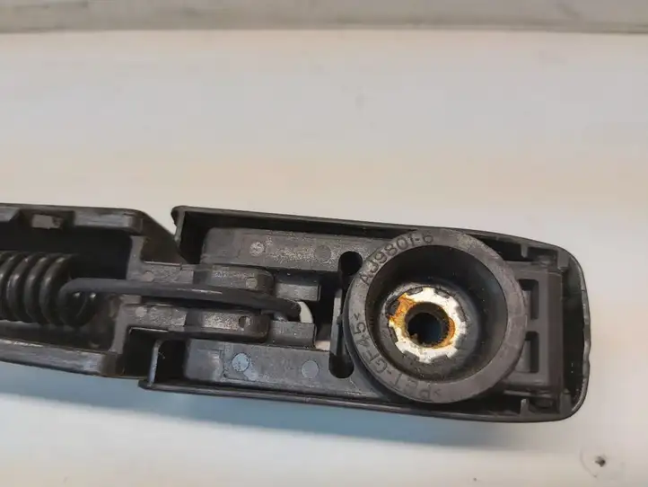 Toyota Yaris (2014 - 2019) AJ98016 Стеклоочиститель заднего стекла — фото 4