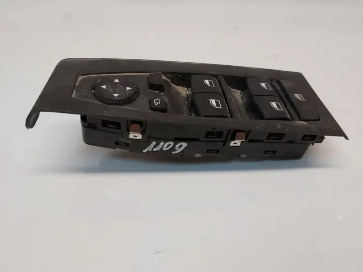 BMW 2 F46 (2015 - ) 936211601 Блок кнопок стеклоподъемников — фото 2