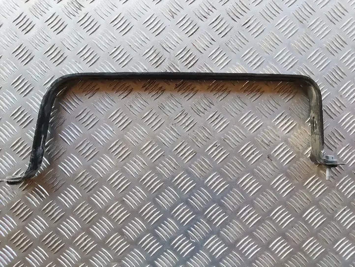Mercedes-Benz CLA C117,X117,W117 (2013 - 2019) A2464700240 Кронштейн топливного бака — фото 1