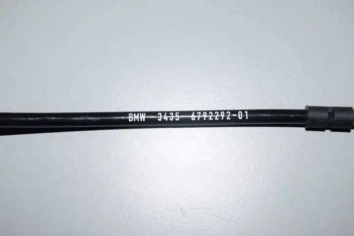BMW 3 F30 F35 F31 (2012 - 2018) 34356792292 Датчик износа тормозных колодок — фото 2