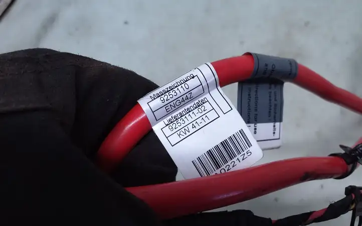 BMW 1 F20 F21 (2011 - 2019)  9253111 Плюсовый провод (аккумулятора)