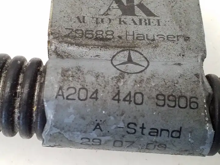 Mercedes-Benz E C207 W207 (2009 - 2017) A2044409906 Плюсовой провод аккумулятора — фото 3