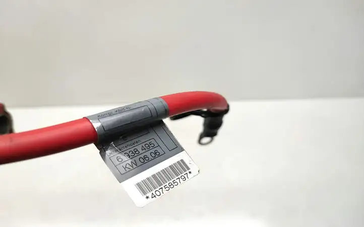 BMW 3 E90 E91 (2005 - 2012) 6938495 Плюсовой провод аккумулятора — фото 2