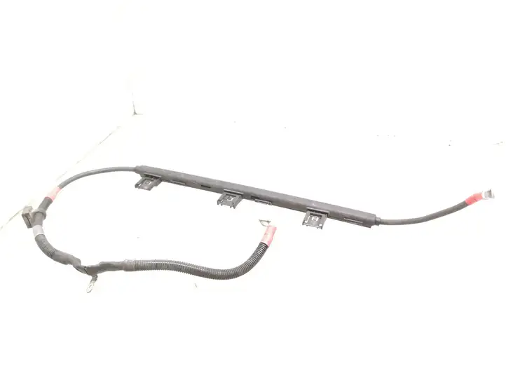 BMW 1 E81 E87 (2004 - 2011) 7560378 Плюсовой провод аккумулятора — фото 1