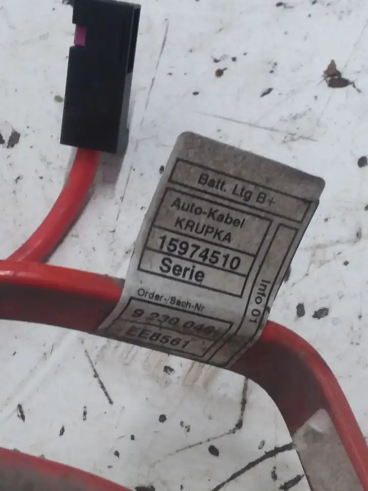 BMW 1 F20 F21 (2011 - 2019) 9230046 Плюсовой провод аккумулятора — фото 2