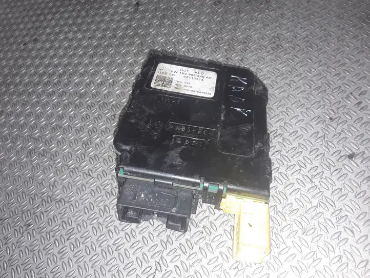 Volkswagen Caddy (2004 - 2010) 1K0953549 Датчик угла поворота руля — фото 1
