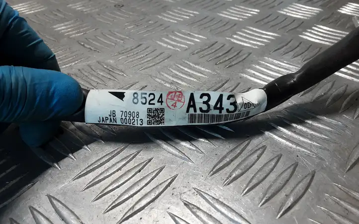 Mitsubishi Outlander (2018 - 2021) 8524A343 Плюсовой провод аккумулятора — фото 4