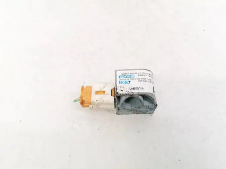 Fiat Sedici (2007 - 2016) 3893080J1000 Датчик удара SRS — фото 1