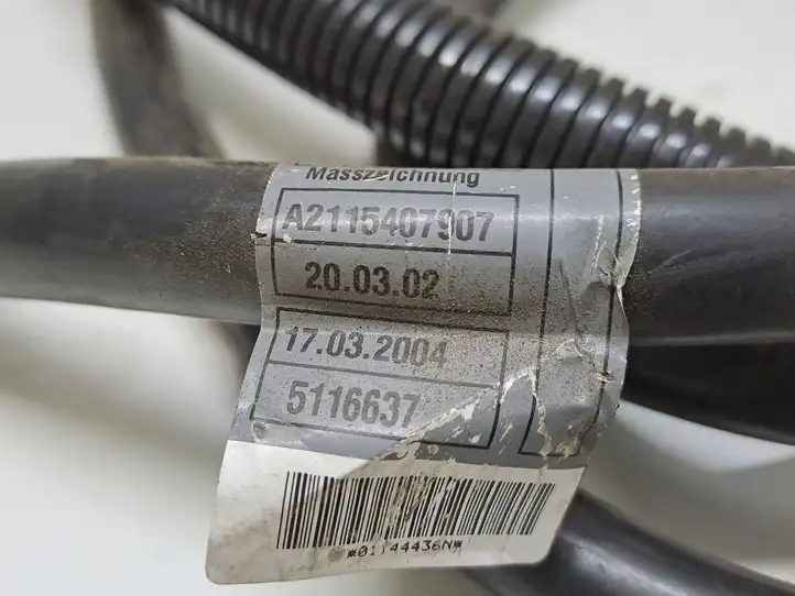 Mercedes-Benz E W211 (2002 - 2009) A2115407907 Плюсовой провод аккумулятора — фото 9