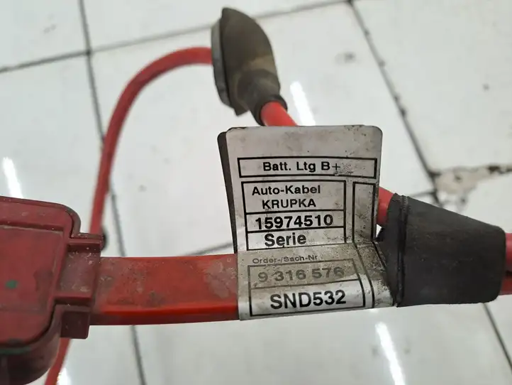 BMW 3 F30 F35 F31 (2012 - 2018) 15974510 Плюсовой провод аккумулятора — фото 8