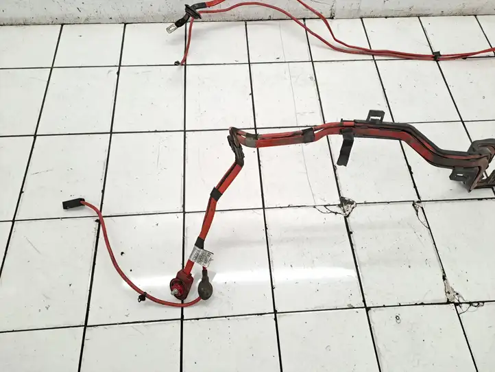 BMW 3 F30 F35 F31 (2012 - 2018) 15974510 Плюсовой провод аккумулятора — фото 14