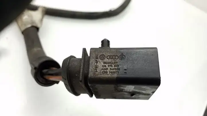 Volkswagen Touareg I (2002 - 2010) 1J0973837 Прочая электропроводка — фото 4