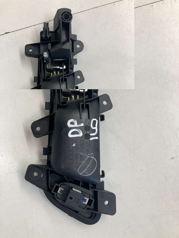 Audi A5 (2011 - 2016)  8K0837020 Внутренняя ручка
