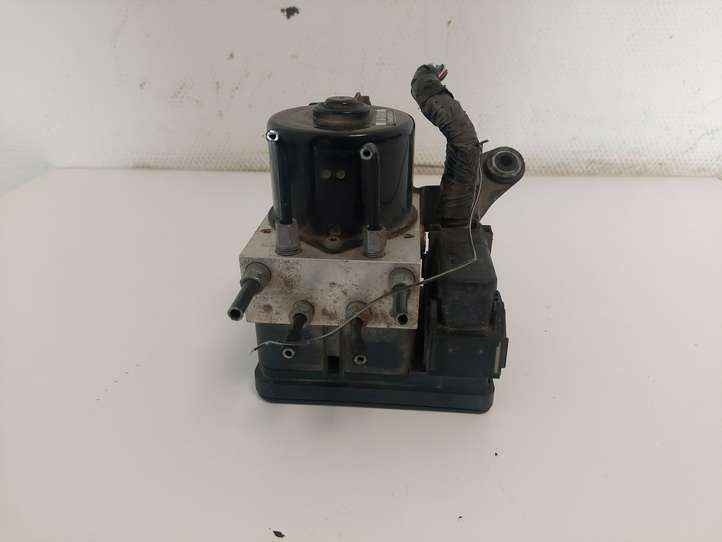 Mazda 5 (2005 - 2010)  5N612C405AB Блок ABS