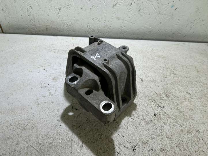 Volkswagen PASSAT B6 (2005 - 2010)  1K0199262 Подушка двигателя