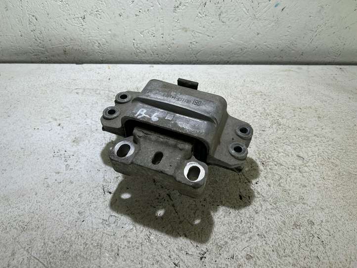 Volkswagen PASSAT B6 (2005 - 2010)  3C0199555 Подушка двигателя