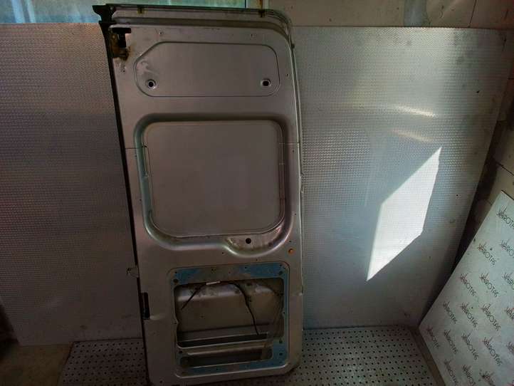 Ford Transit (2006 - 2013)   Задняя дверь