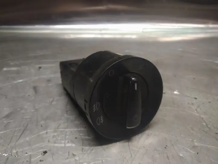 Skoda Superb B5 (3U) (2001 - 2008) BK73B0941531C Включатель фонарей — фото 1