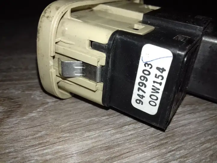 Volvo S80 (1998 - 2004) Кнопка стеклоподъемников — фото 3