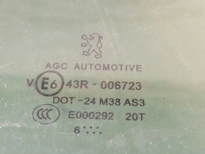 Peugeot 307 (2005 - 2008) E00029220T Стекло задней двери — фото 2