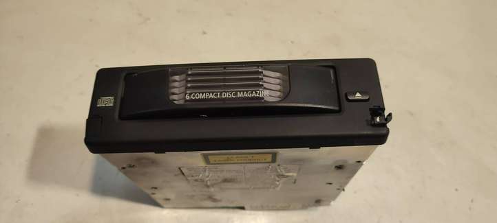 BMW 5 E60 E61 (2004 - 2010)  9131850 CD/DVD чейнджер