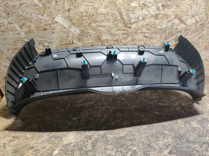 Mercedes-Benz CLA C117,X117,W117 (2013 - 2019) A1177400070 Комплект обшивки крышки багажника — фото 4