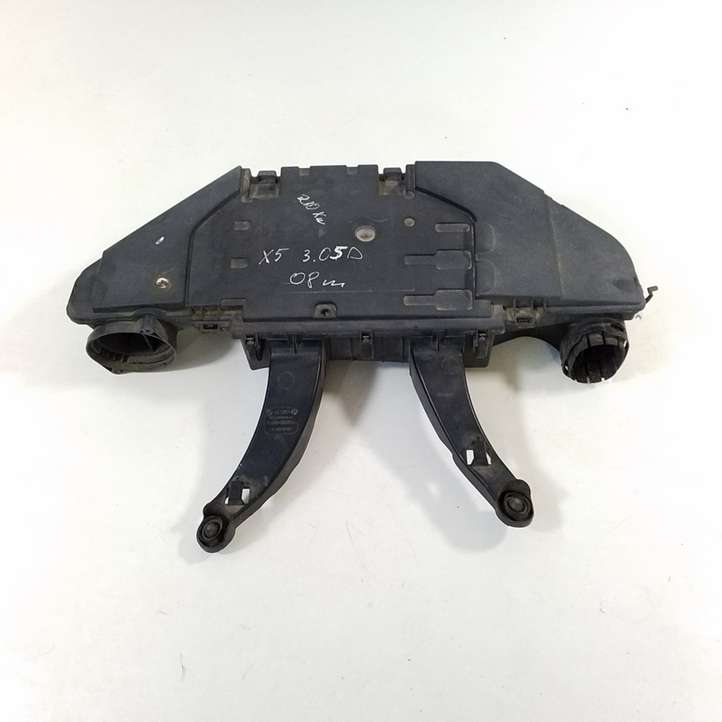 BMW X5 E70 (2006 - 2013)  7798340 Коробка воздушного фильтра