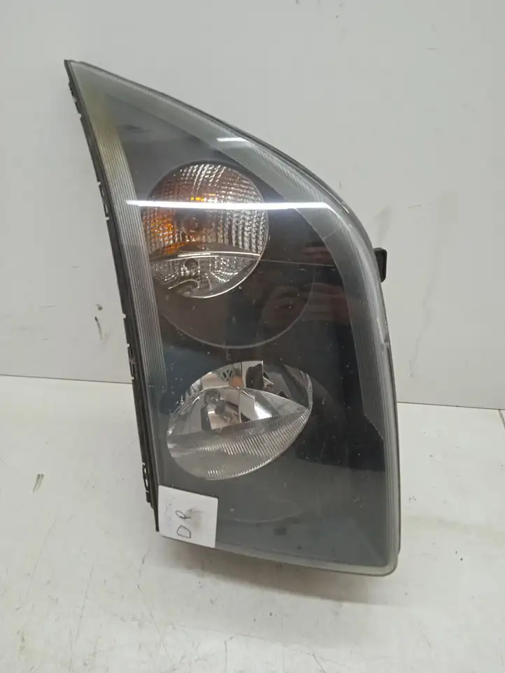 Volkswagen Crafter (2006 - 2016) 24761600R Передняя фара — фото 1