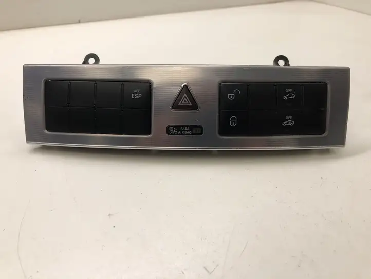 Mercedes-Benz C AMG W203 (2000 - 2007) 2038703310 Мултифункционный включатель управления / ручка — фото 1
