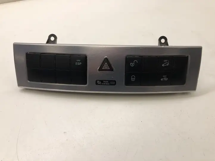 Mercedes-Benz C AMG W203 (2000 - 2007) 2038703310 Мултифункционный включатель управления / ручка — фото 3
