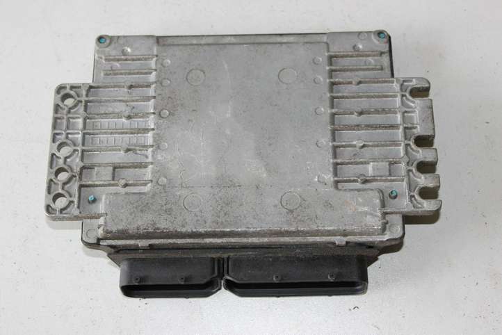 Nissan Micra (2003 - 2007)  MEC37330 Блок управления двигателя