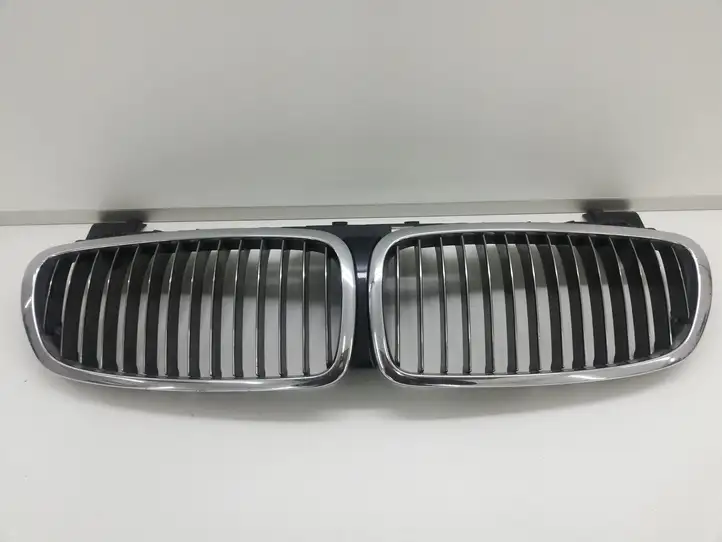 BMW 7 E65 E66 (2001 - 2008) 7145738 Верхняя решетка радиатора — фото 1