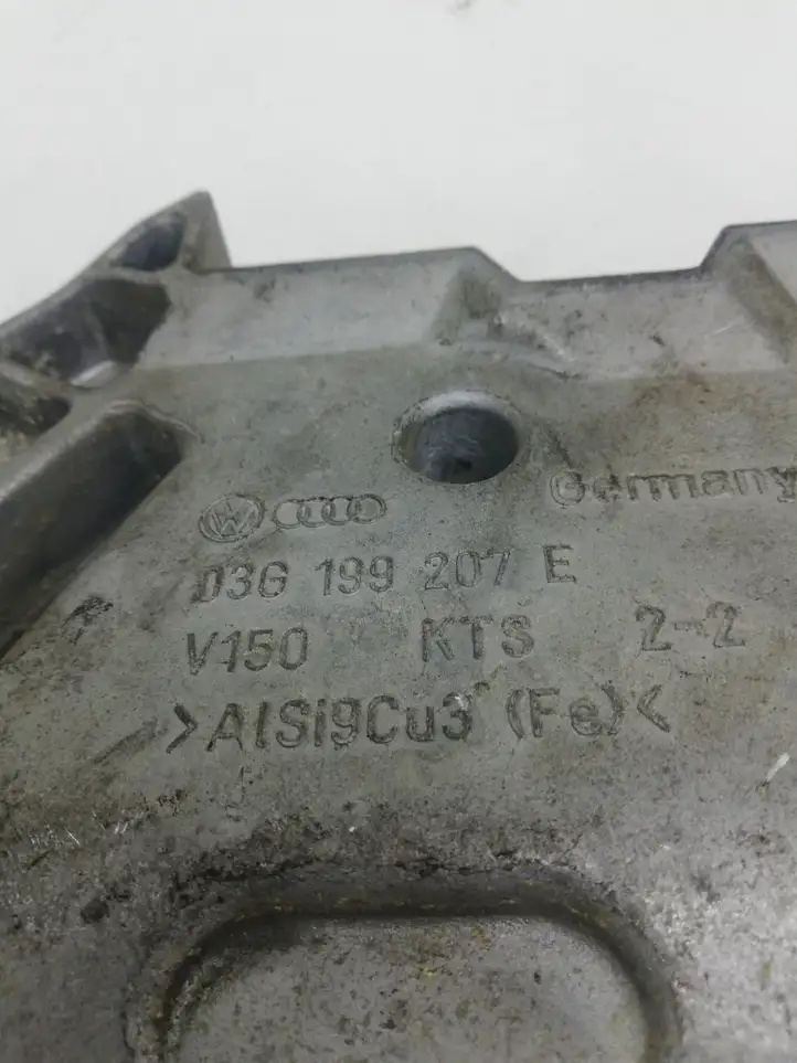 Volkswagen PASSAT B6 (2005 - 2010) 03G199207E Кронштейн двигателя — фото 3