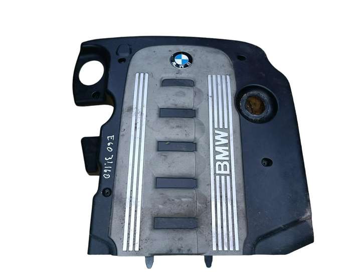 BMW 5 E60 E61 (2004 - 2010)  11147791972 Крышка двигателя (отделка)