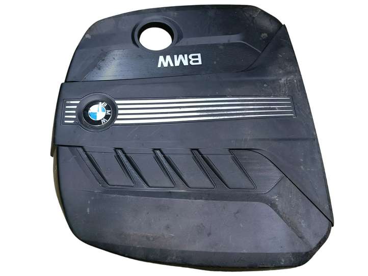 BMW 5 F10 F11 (2009 - 2016)  13717802847 Крышка двигателя (отделка)