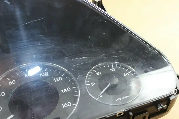 Mercedes-Benz E W211 (2002 - 2009) A2115402411 Спидометр — фото 2