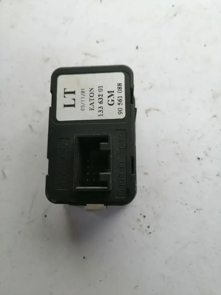 Opel Zafira A (1999 - 2003) 13363201 Блок кнопок стеклоподъемников — фото 2