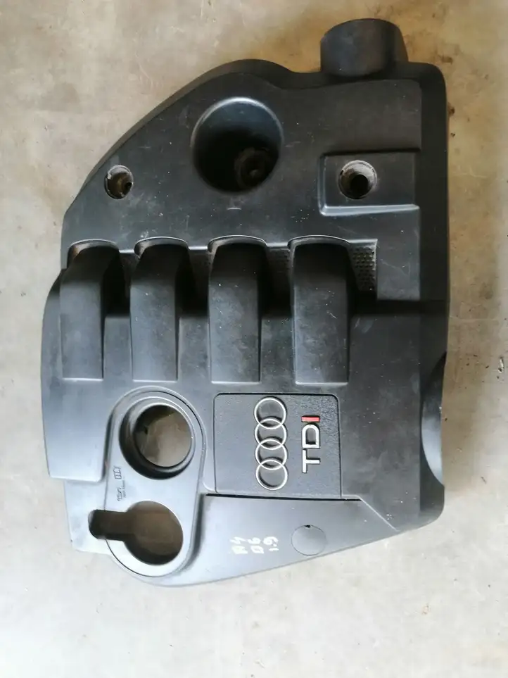 Audi A4 S4 B6 8E 8H (2000 - 2006) Крышка двигателя декоративная — фото 1