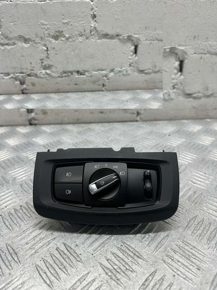 BMW X5 F15 (2013 - 2017)  9311727 Включатель фонарей