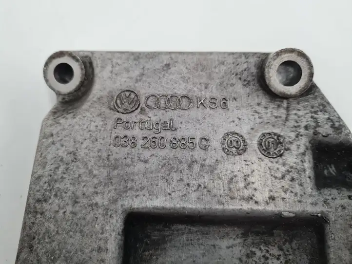 Volkswagen PASSAT B6 (2005 - 2010) 038260885C Кронштейн генератора — фото 4