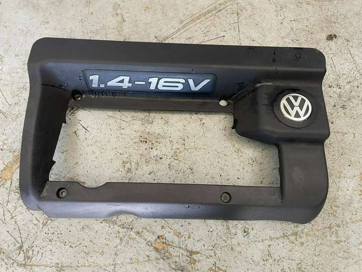 Volkswagen Golf IV (1998 - 2005)  036103925F Крышка двигателя (отделка)