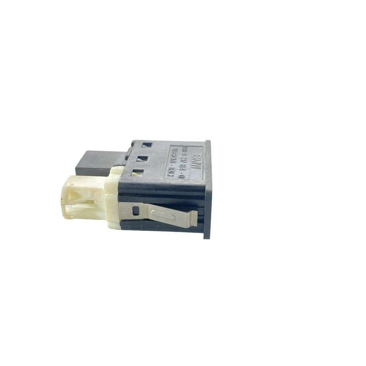BMW 5 F10 F11 (2009 - 2016)  9237654 Разъем USB
