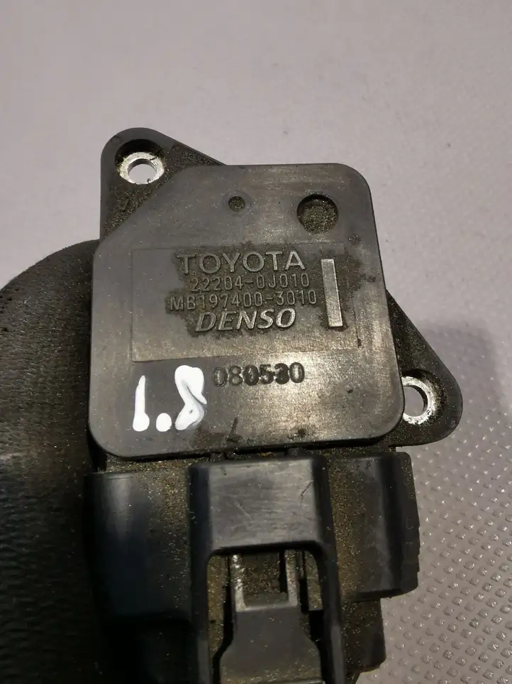 Toyota Corolla Verso E121 (2004 - 2007) Датчик массового расхода воздуха — фото 1
