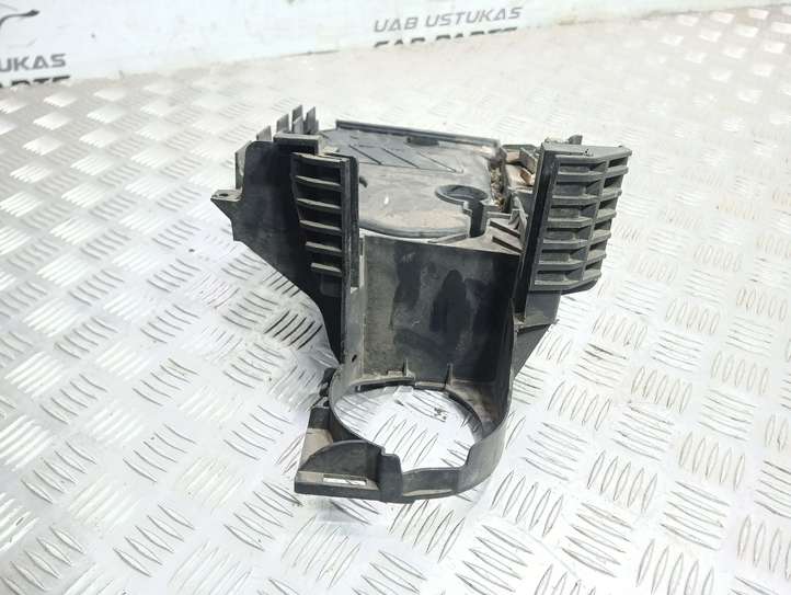 Citroen C5 (2001 - 2004)  9632648580 Платформа крепления аккумулятора