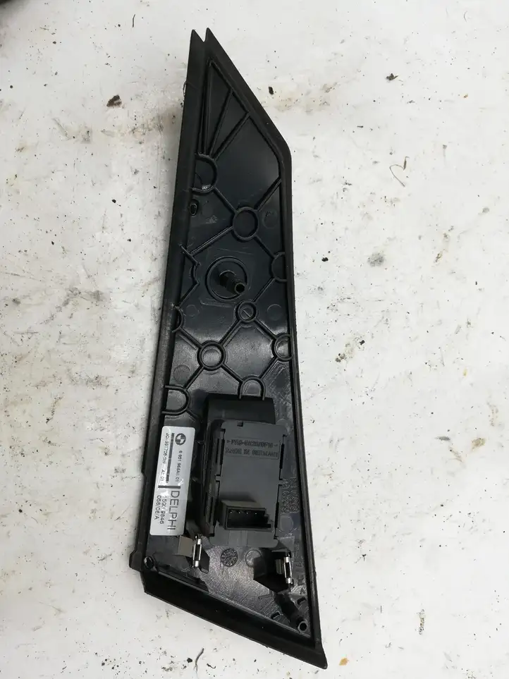 BMW 5 E60 E61 (2004 - 2010) 6951966 Кнопка стеклоподъемников — фото 2