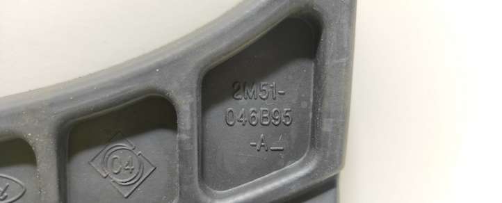 Ford Focus (1998 - 2004)  2M51046B95 Держатель чашки