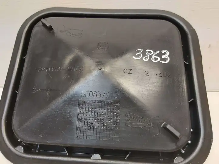 Skoda Octavia Mk3 (5E) (2013 - 2019) 5E0837915 Прочая отделка передней двери — фото 2