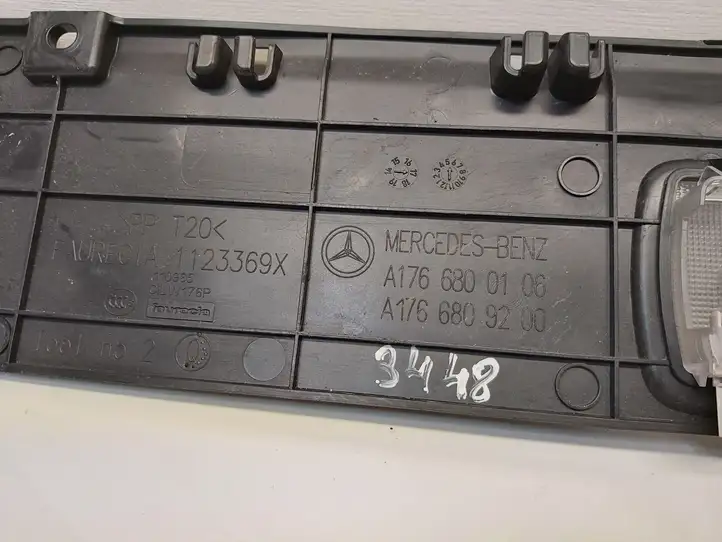 Mercedes-Benz CLA C117,X117,W117 (2013 - 2019) A1766800106 Прочие детали салона — фото 2